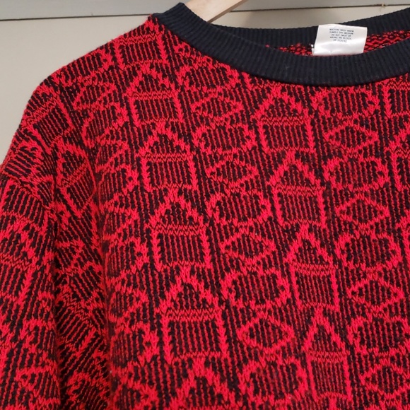 VINTAGE Sweater - Picture 2 of 5